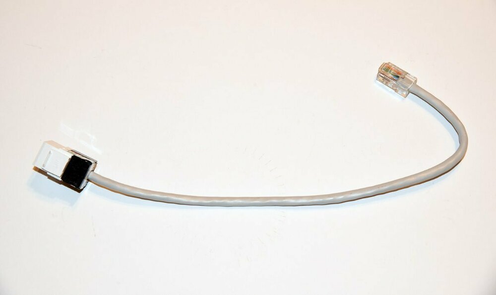 internal_ethernet_cable.jpg