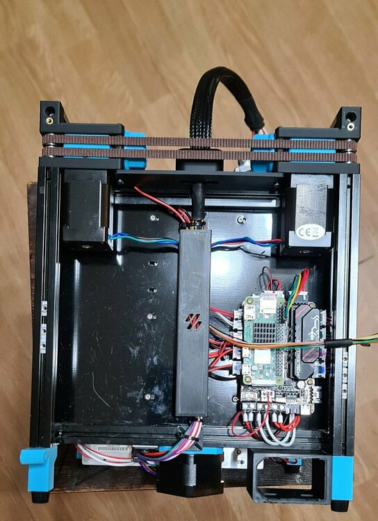 v0-cable-neater.thumb.jpeg.b23e563760bbba443a329e554d042371.jpeg