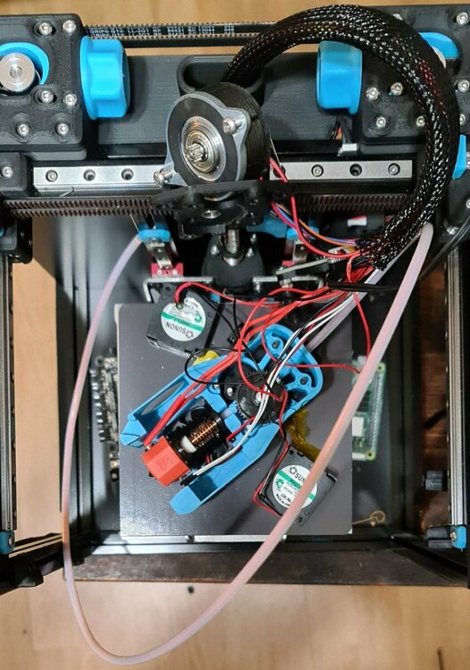 v0-cooling-fans-removed.thumb.jpeg.332f7bed6f0c62a9d330937e91327351.jpeg