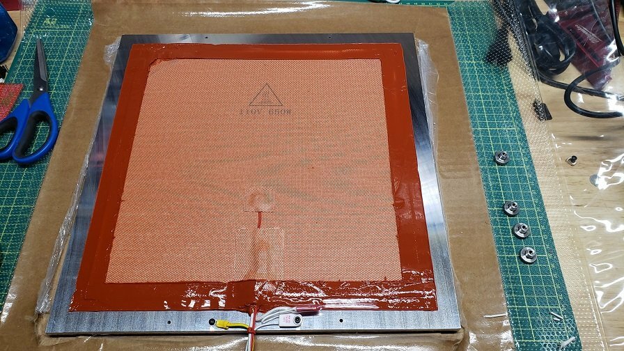 heatbed.jpg.0d35d2dd93e5fc8c6817922b63257665.jpg