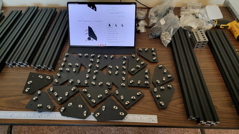 826069687_RR_04_96Screws.thumb.jpg.4197652c5b54277c23ba6be5305d5ee6.jpg