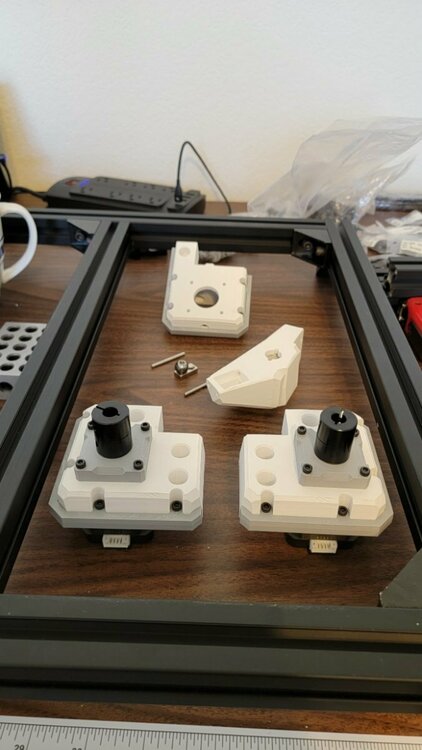 RR_07_Front-Leadscrew-Mounts.thumb.jpg.6b2cda1c08804a7bcb22ea34f34d80e6.jpg