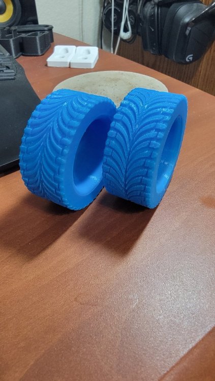 TPU_Tire_1st2ndPass.thumb.jpg.10d5586b9509bfc83a192b199b04108d.jpg