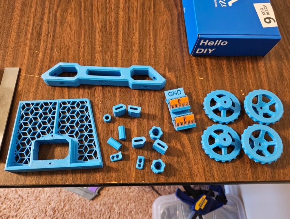 VZBot_PrintedParts-01.thumb.jpg.25848043215fbff3e66d3c663b4aa437.jpg