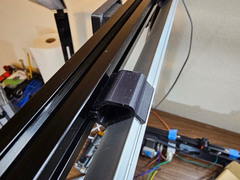 V2.4_Refurb-LED-25.thumb.jpg.d2282207ede3fc3dd25c61f9ff38d137.jpg
