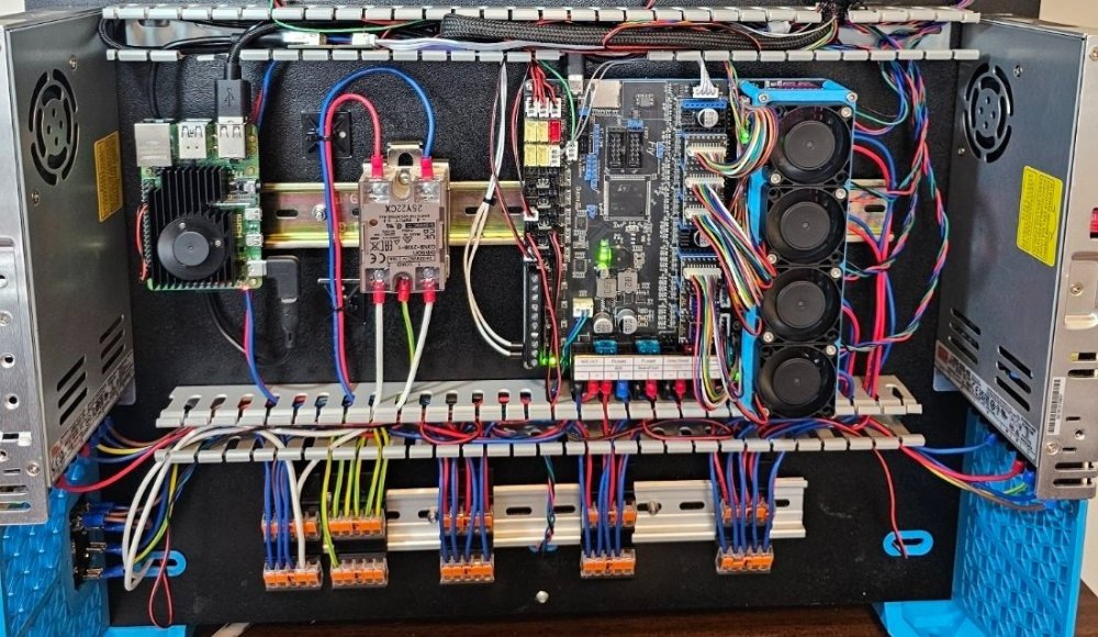 VZBot_RearElectronics-Closeup.thumb.jpg.5d00824aab9f1964f43368976b2c1e4e.jpg