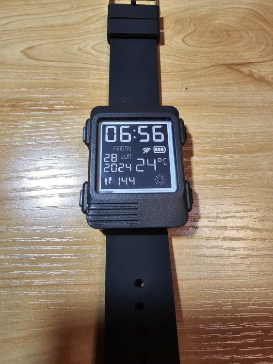 Watchy-04.thumb.jpg.059e847a34b922c8f13386f68268e88c.jpg