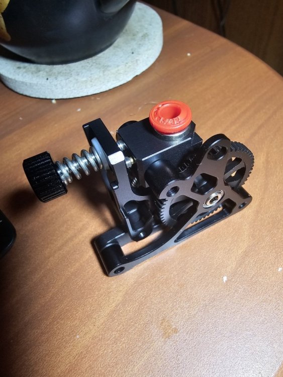 Vz-Extruder-Low-02.thumb.jpg.a1f3d3539087bbe49092d4e1b27c2edd.jpg