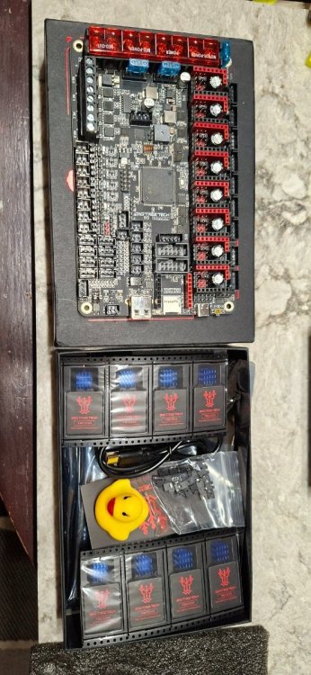 Octopus Pro 1.1 723 550Mhz.jpg