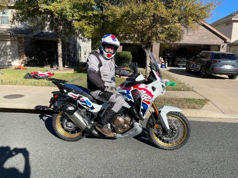 Meonbike-AfricaTwin-12-25.thumb.jpg.8047bc2ab4d44b04b770734930780f46.jpg
